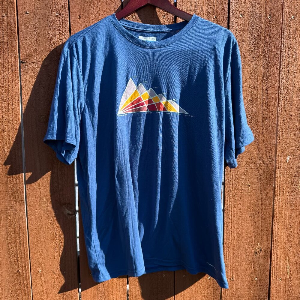 Columbia Blue Cascade Mountain Range T-Shirt Mens Size XL